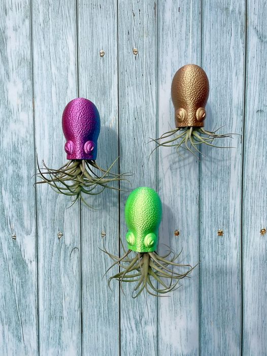 Tentacle Tranquility: 3D Printed Octopus Hanging Planter - Your Botanical Buddy - GoodBuy.ai