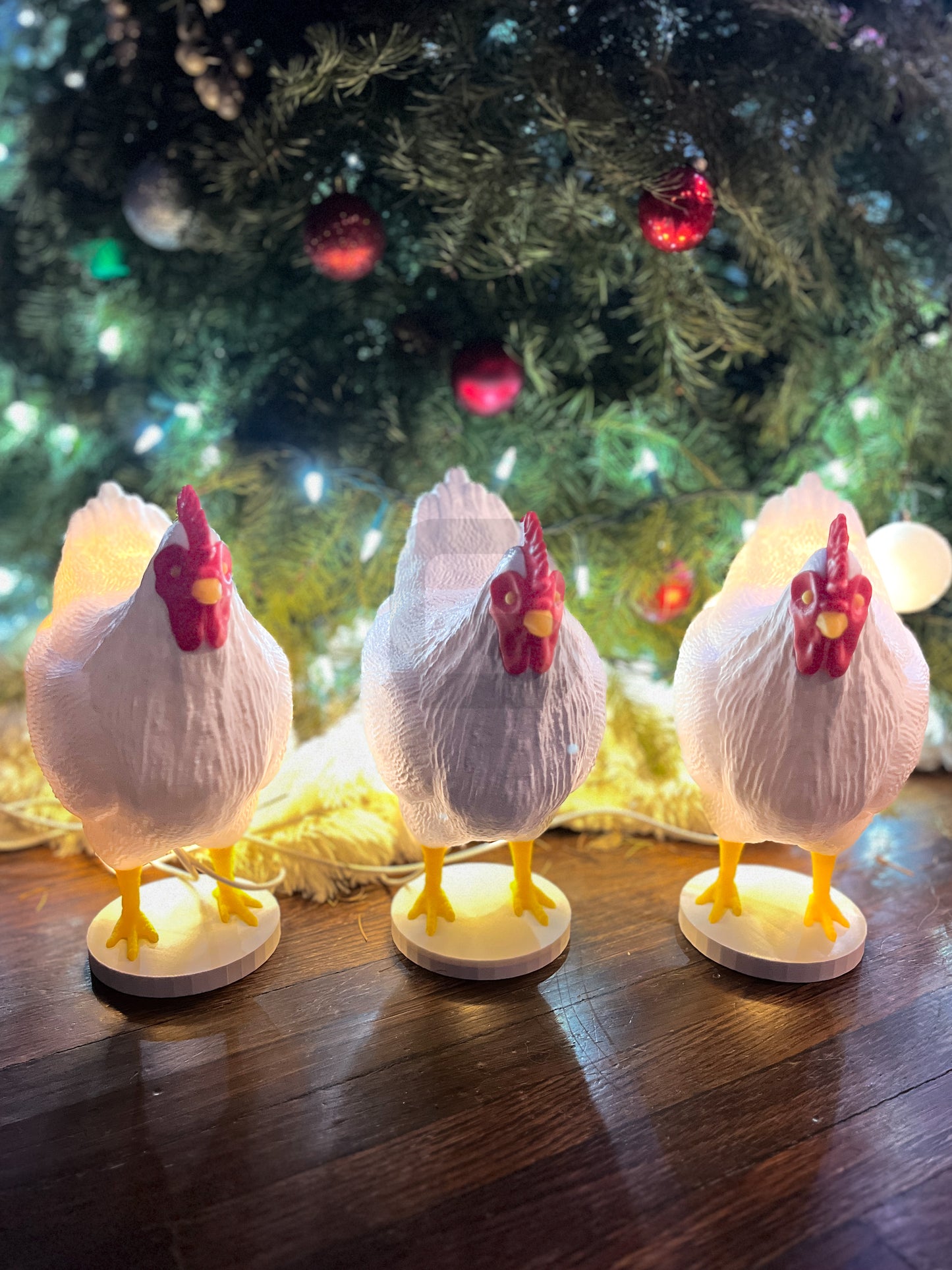 Clucky Luminary: 3D Printed Chicken & Egg Desk Lamp - Your Cozy Companion